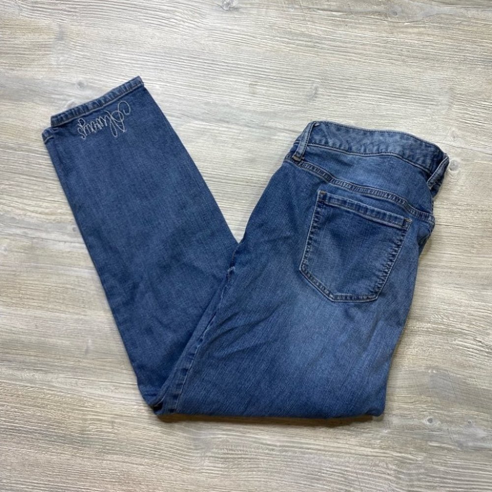 Torrid Girlfriend Stretch Skinny Jeans - Picture 4 of 14